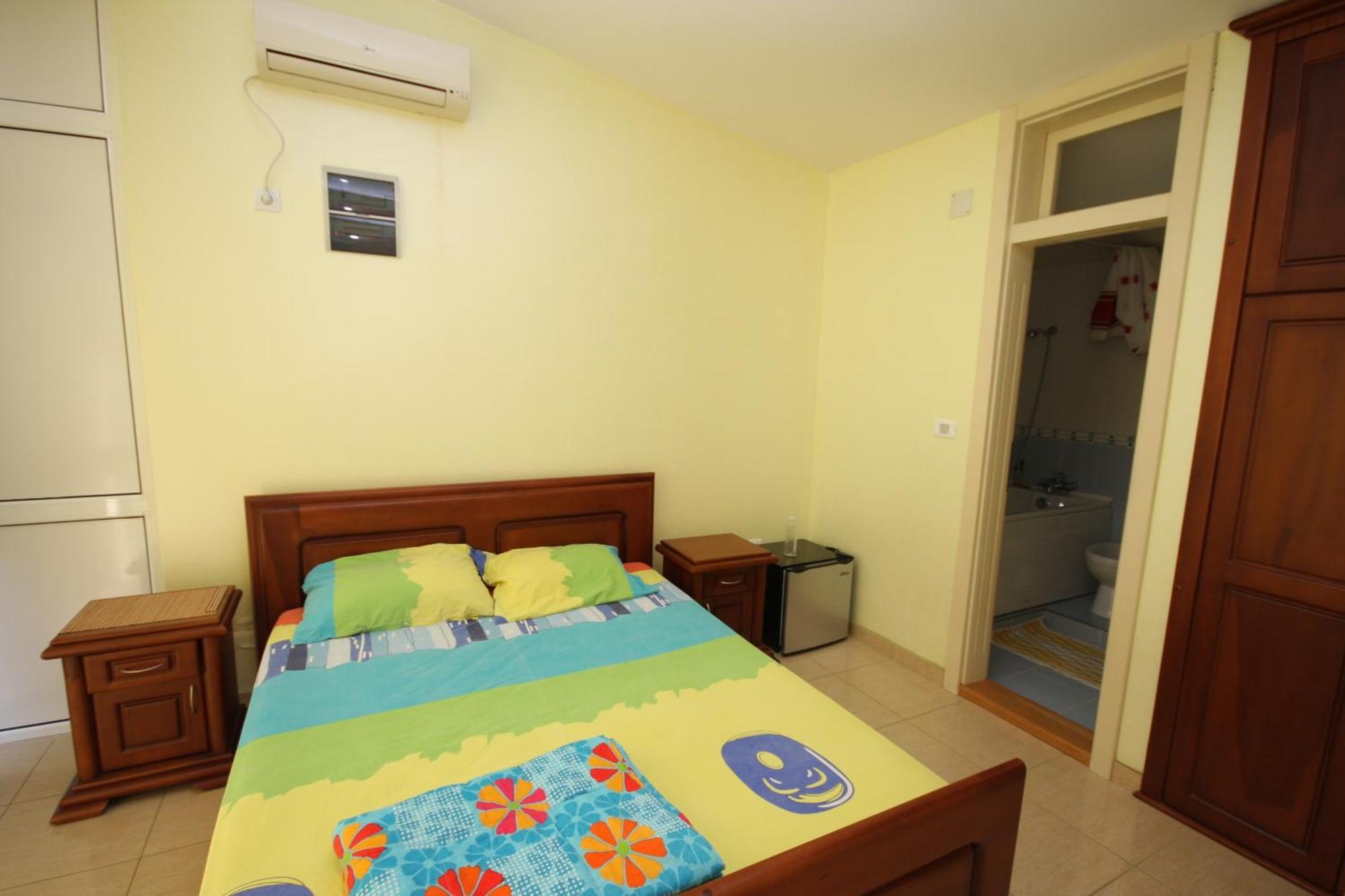 Apartments Nensy Бар Экстерьер фото