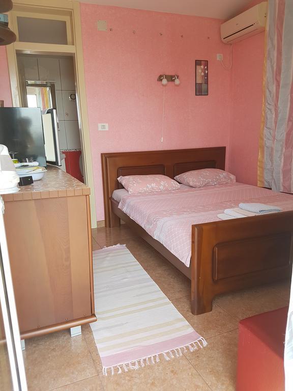 Apartments Nensy Бар Экстерьер фото