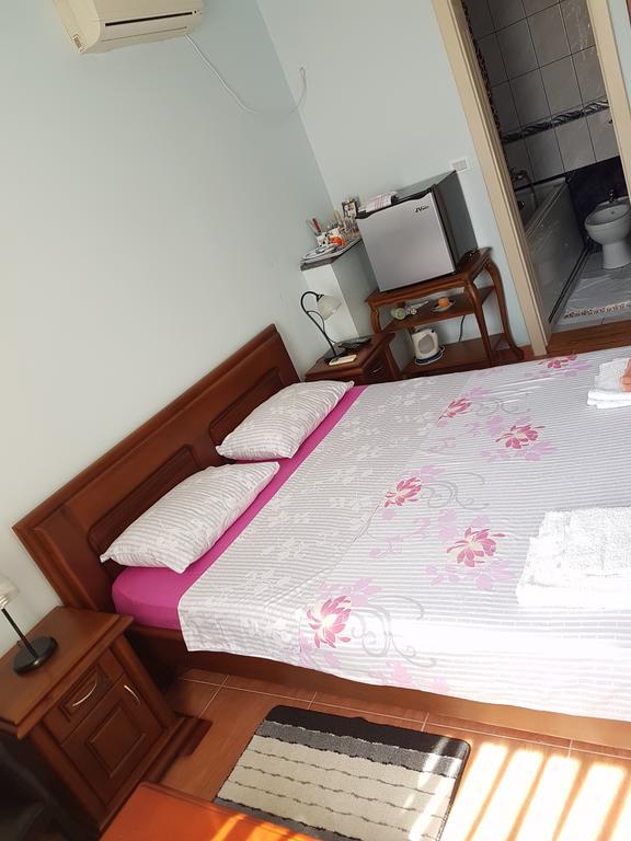 Apartments Nensy Бар Экстерьер фото